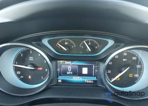 2017 Buick Envision Essence z USA, uszkodzony, nr VIN LRBFXBSA1HD077177